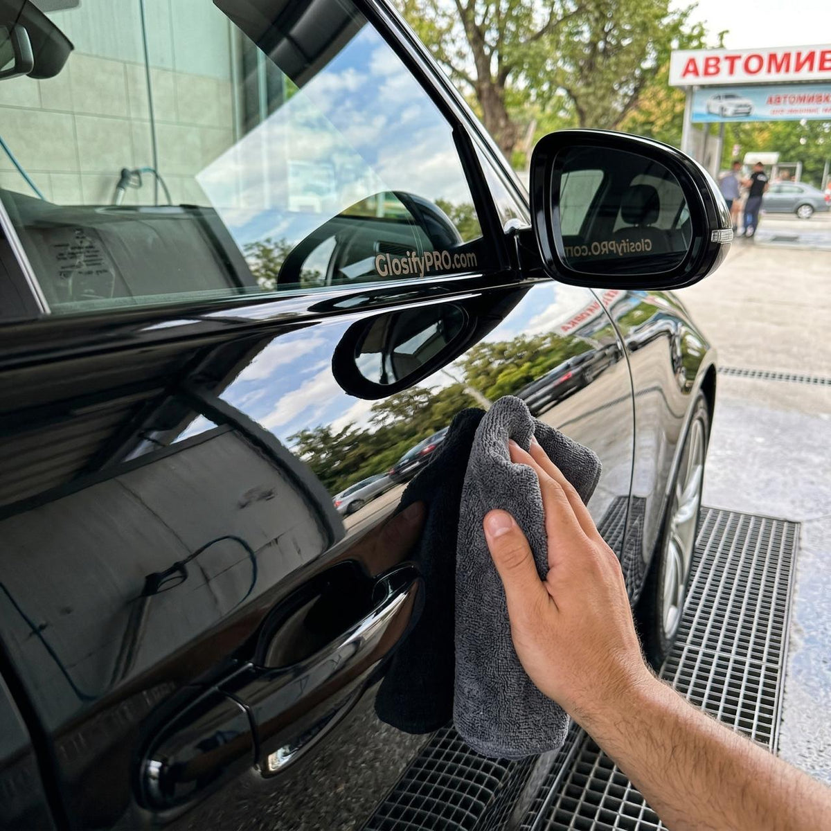 GlosifyPRO спрей за блясък на боя с приятен аромат